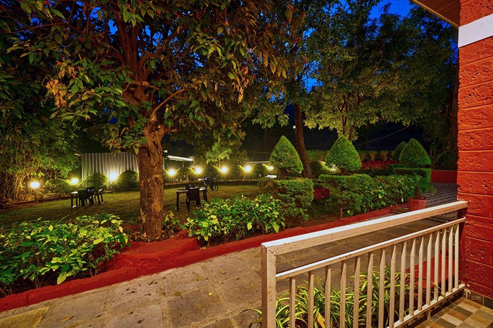 Serenity Resort Panhāla 外观 照片